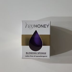 Hey Honey Makeup Blending Sponge in Purple NWT